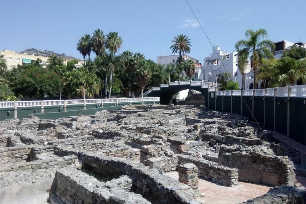 Las Gondolas Y El Mar Almuñécar Dış mekan fotoğraf